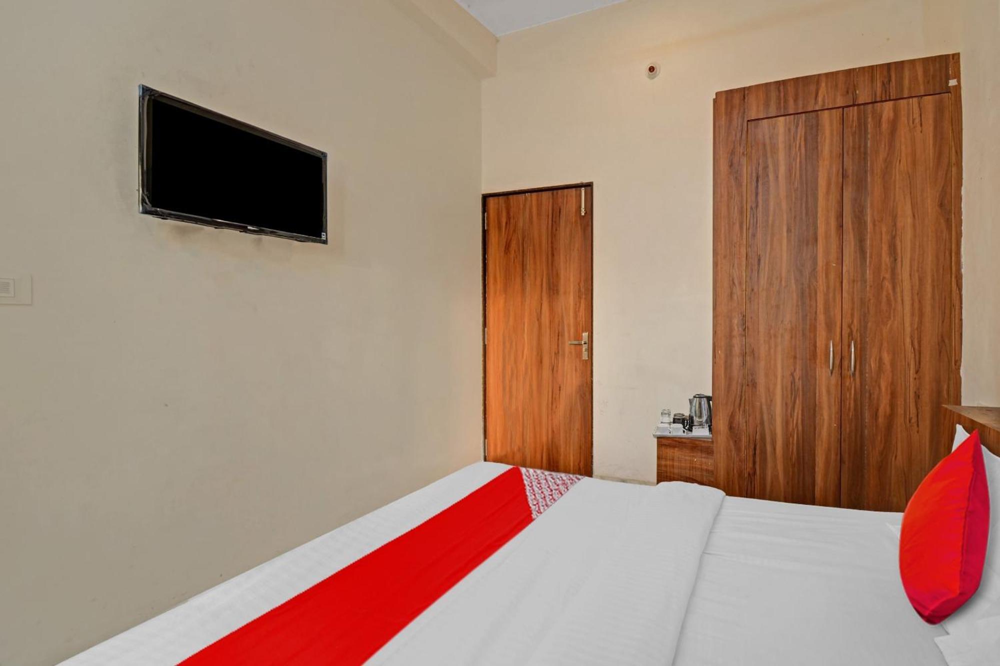 Hotel O Silver Valley Udaipur Exterior photo